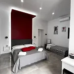 Bed and Breakfast Aurora Luxury Νάπολη