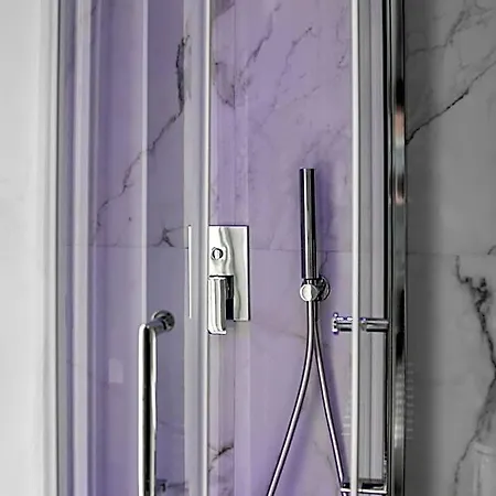 לינה וארוחת בוקר Aurora Luxury נאפולי