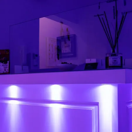 Aurora Luxury Bed and breakfast 4*