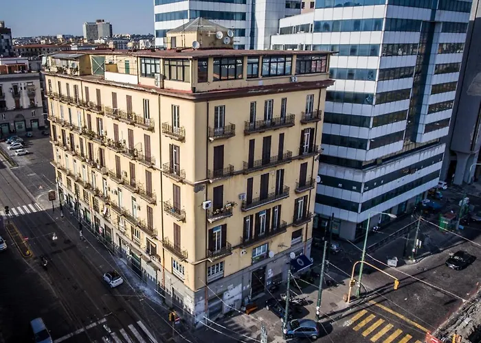 Aurora Luxury 4* Nápoles