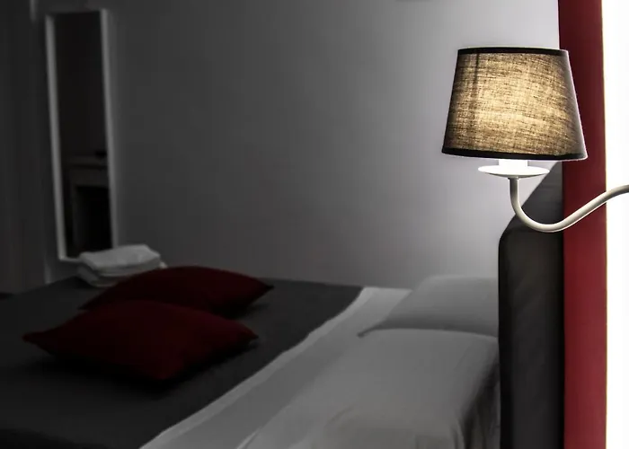 Aurora Luxury Bed & Breakfast